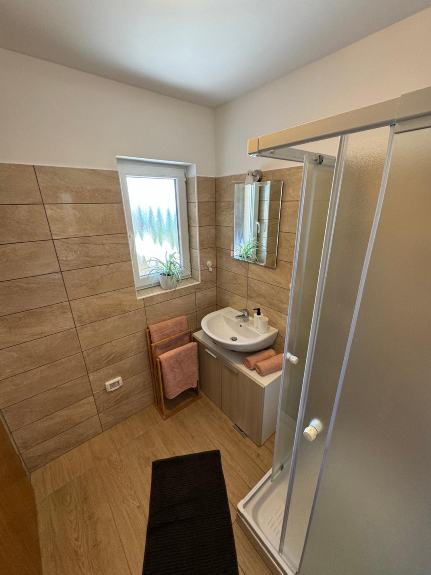 Santomas Apartments Šmarje 외부 사진
