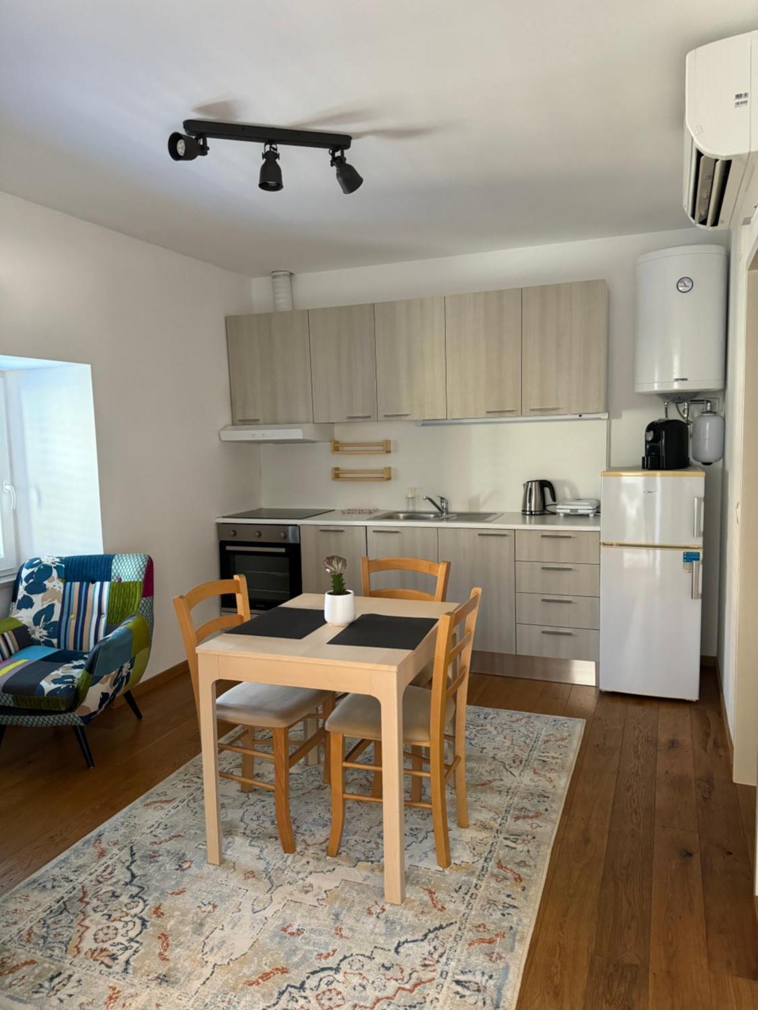 Santomas Apartments Šmarje 외부 사진