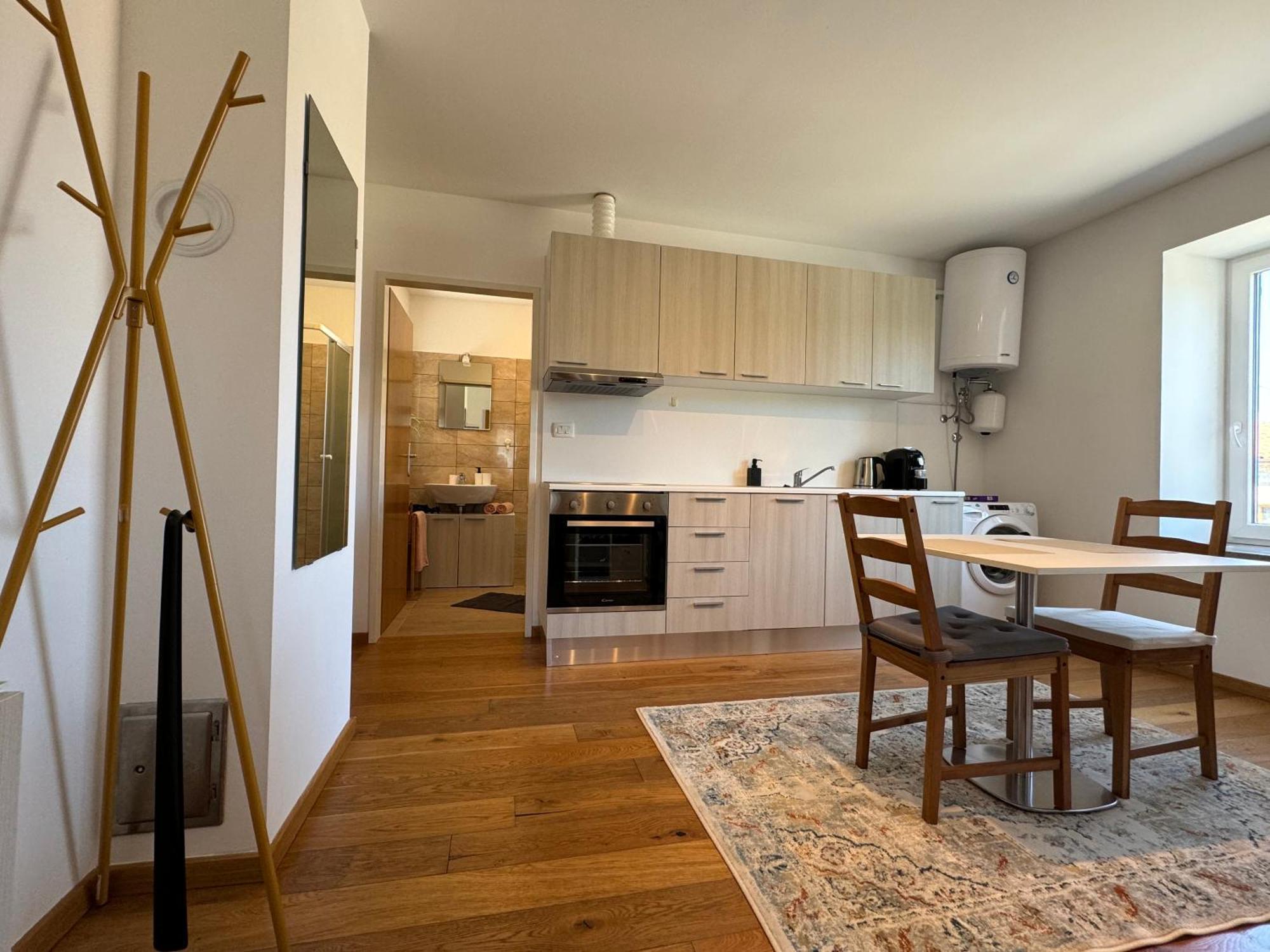 Santomas Apartments Šmarje 외부 사진